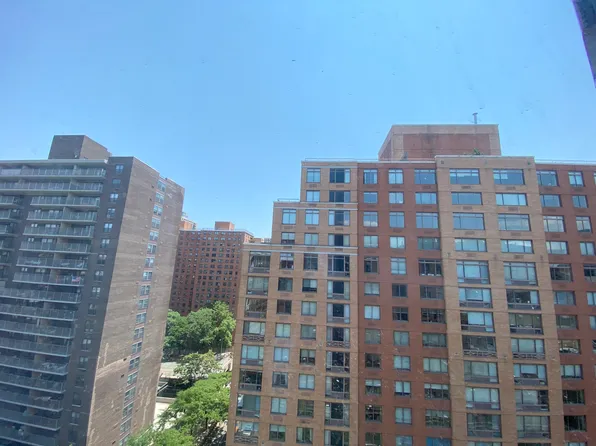 200 West 90th Street image 2 of 17