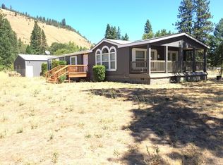 11 Skookum Flat Rd, Lyle, WA 98635