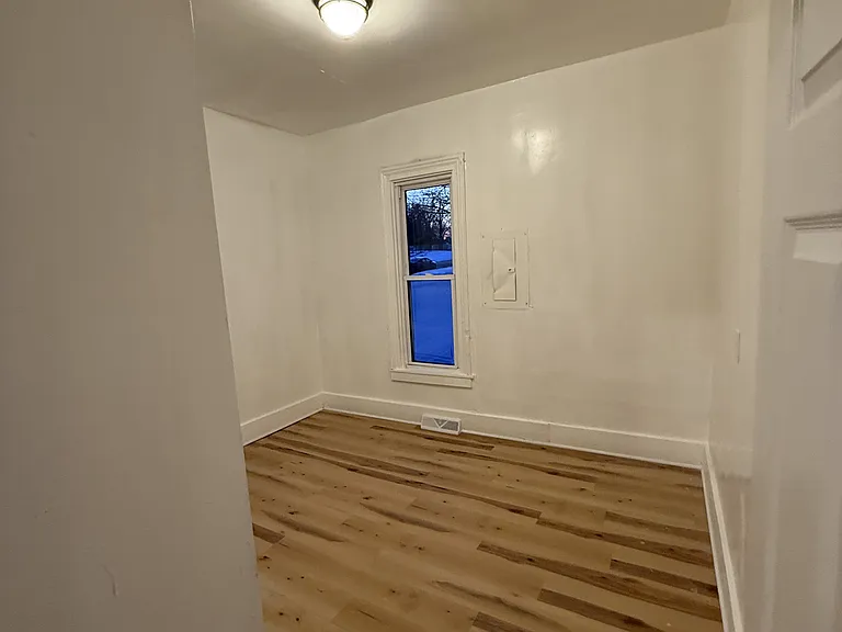 827 Ferguson St #1 — Photo 5