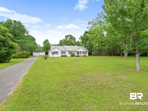23295 College Ave, Robertsdale, AL 36567