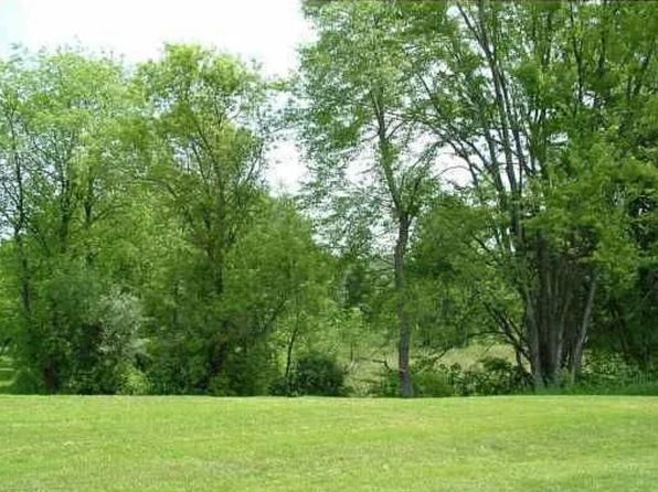 7118 Ridge Line Cir, Dexter, MI 48130