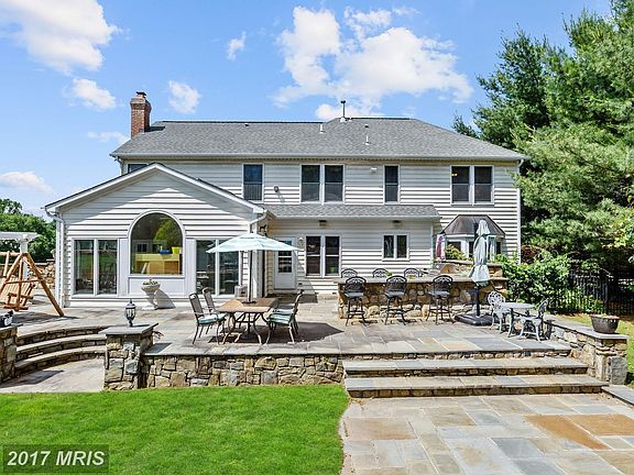 3rd image of 6404 Sweet Meadow Ct