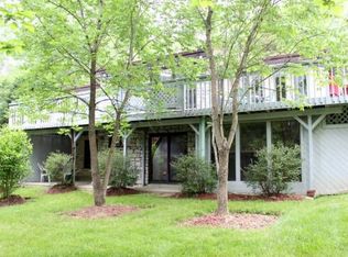 6565 Schweitzerhoff Rd, Cincinnati, OH 45247