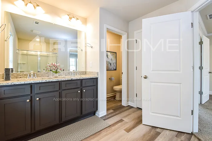 42 Banks Dr — Photo 14