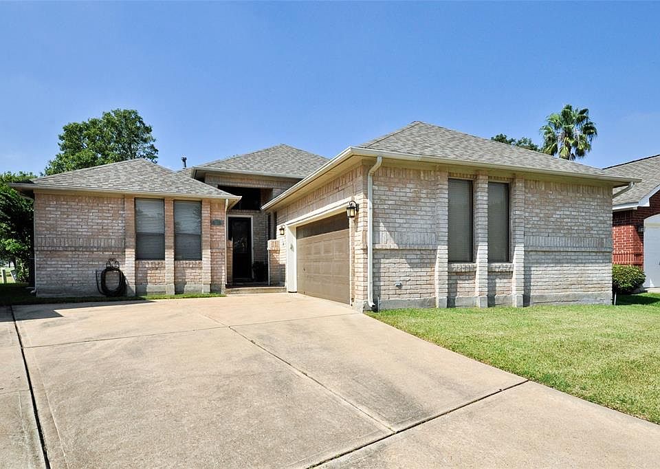 1st image of 2315 Sand Ct