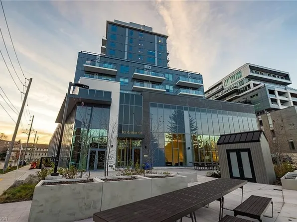 93 Arthur St S, Guelph, ON