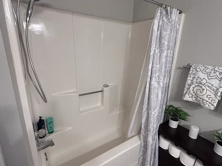 3924 Roebling Ln — Photo 8