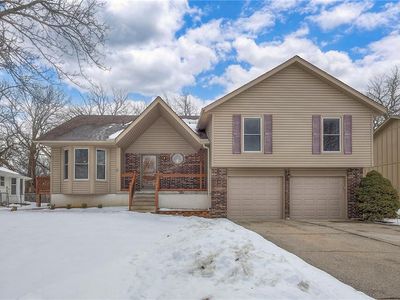 1637 SE 5th St, Lees Summit, MO, 64063