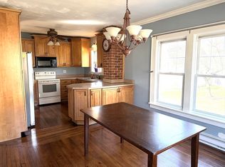 180 Russell Rd, Westfield, MA 01085