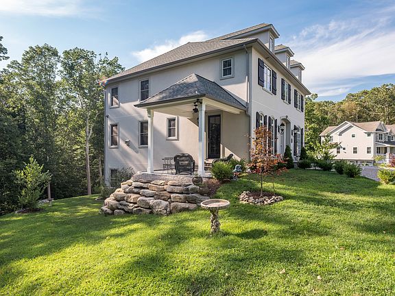 30 River Road Drive