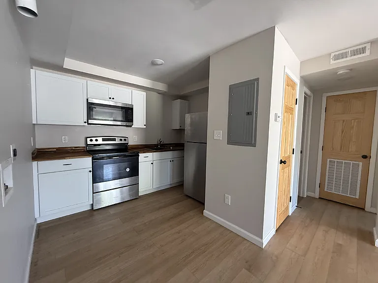 2980 Sevier Ave #D1 — Photo 3