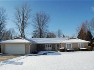 22243 Rock Creek Cir, Strongsville, OH