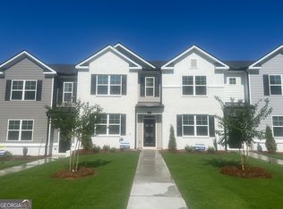 360 Sound Cir, Stockbridge, GA 30281