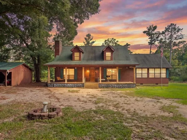 5673 S County Road 95, Gordon, AL 36343