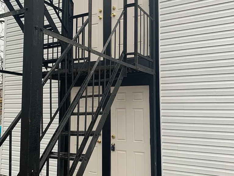 222 E Philadelphia St #1 — Photo 12