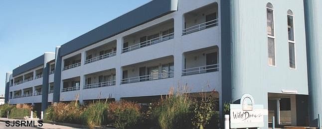 1st image of 801 10th St #363