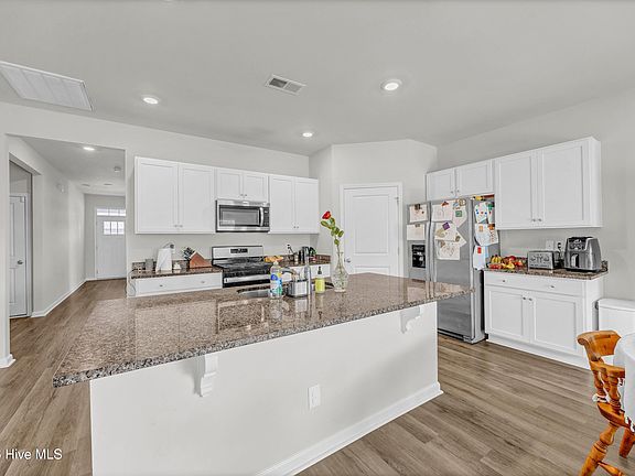 4th image of 1369 Clendon Circle