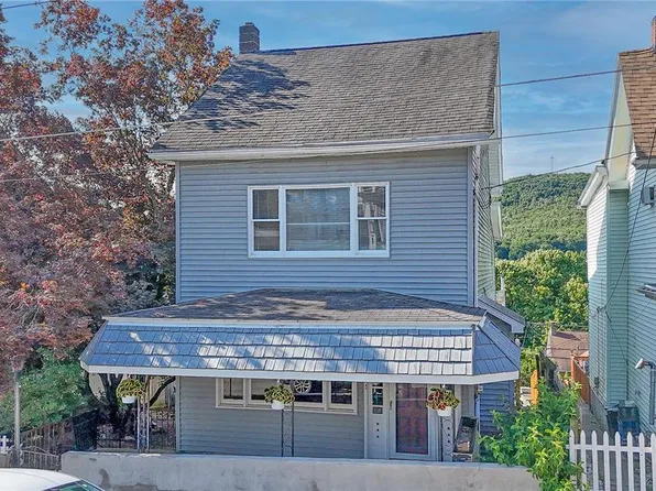 112 Clay St, Tamaqua, PA 18252