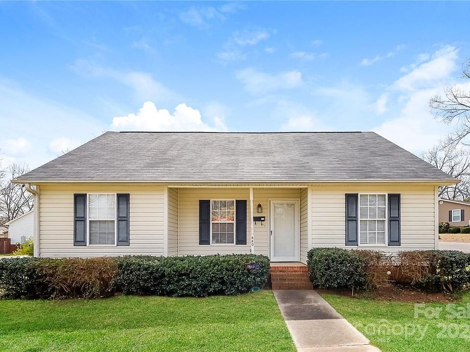 1st image of 840 Willowbrook Ave