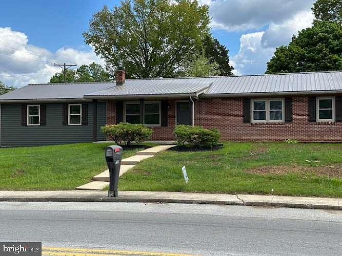 1st image of 520 E Orange St