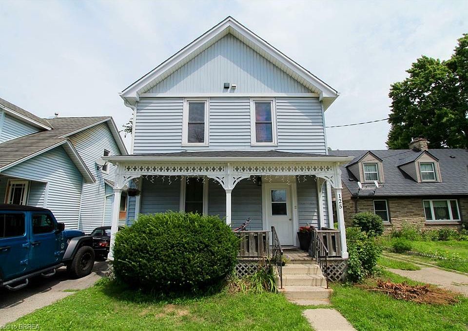 1st image of 125 Norfolk St S