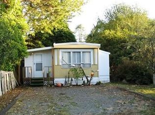 211 17th St NE, Long Beach, WA 98631