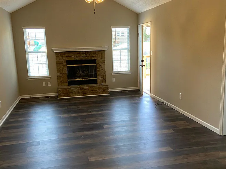 1725 NE Patterson Dr — Photo 10