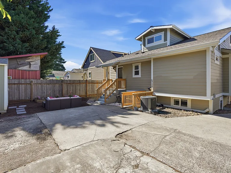 6924 SE Martins St #A — Photo 5
