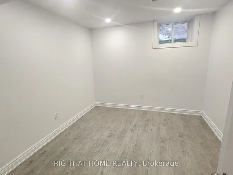 1 Via Avellino Rd #BASEMENT — Photo 19