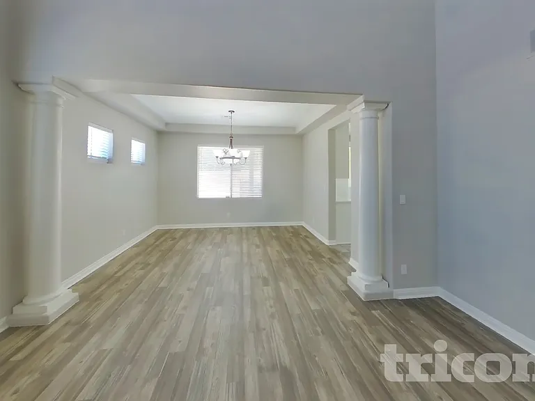 9024 Picket Fence Ave — Photo 2