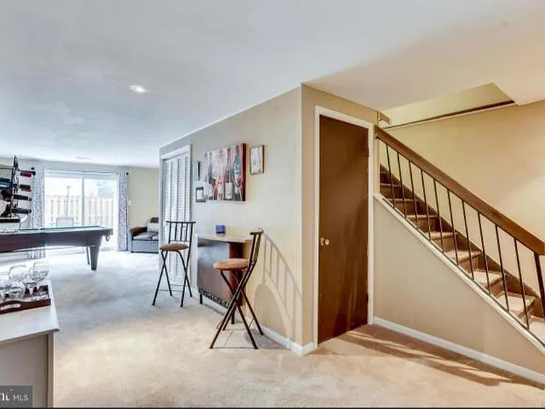 8723 Ridge Hollow Ct — Photo 18