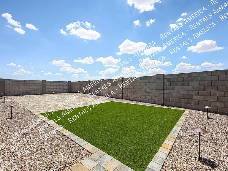 3380 N Camden Dr — Photo 40