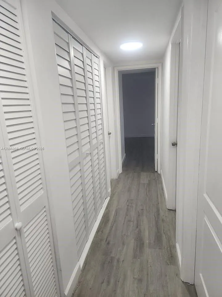 Pineside No 2 Condo — Photo 3