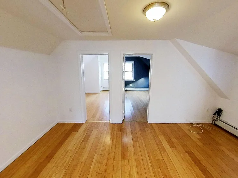 316 Summer Ave #3 — Photo 6