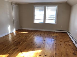 156 Gray Rd APT 3, Falmouth, ME 04105