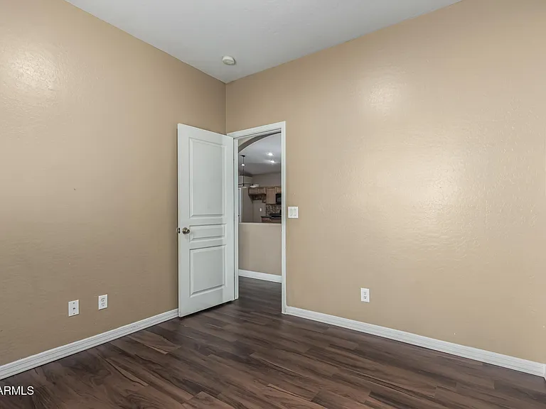 2513 W Novak Way — Photo 22