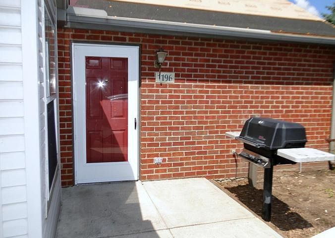 1st image of 1196 Waterbury Ct