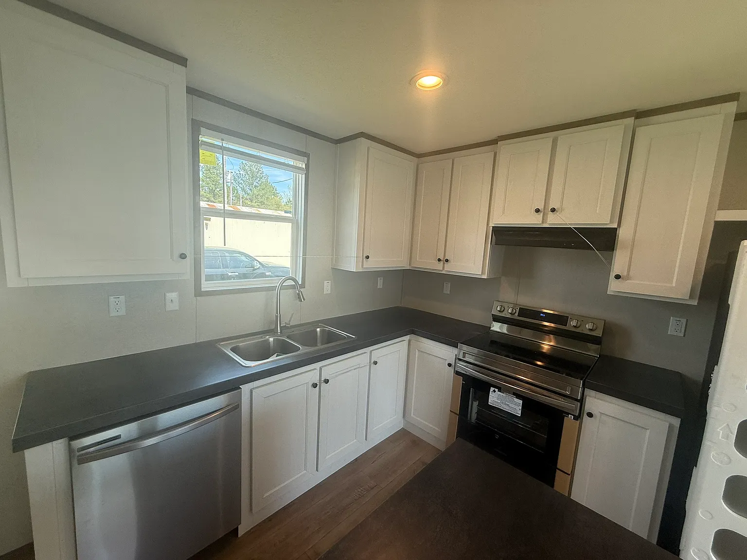 Sunrise Pointe — Photo 3