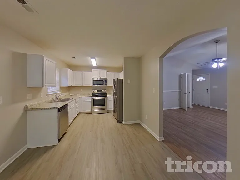 7112 Windsong Way — Photo 5