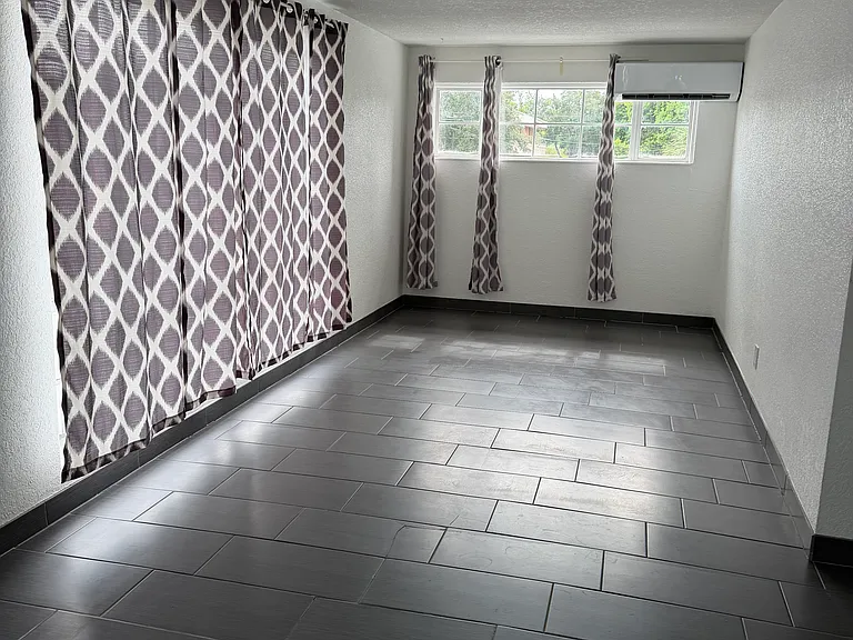 1508 E Robinson St #1510-1/2 — Photo 5