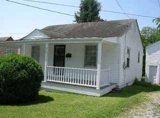 915 Fisher Rd, Wytheville, VA 24382