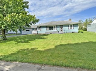 289 Elwood Dr, Rochester, NY 14616