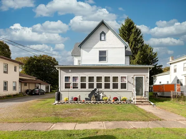 355 S Railroad St, Parish, NY 13131