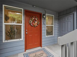 500 N National Ave #11, Bremerton, WA 98312