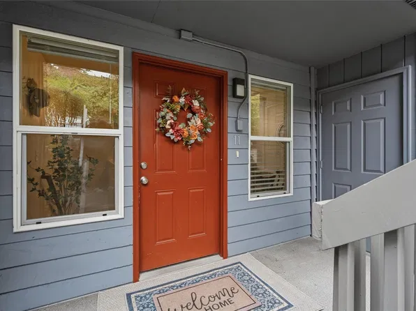 500 National Avenue N #11, Bremerton, WA 98312