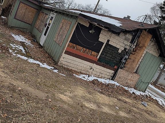 2nd image of 1345 Arthur Ave