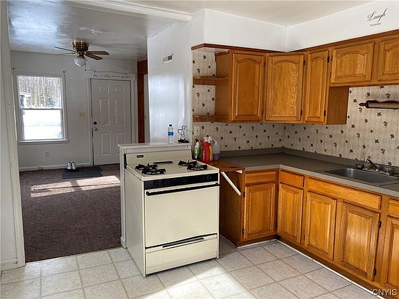 4th image of 7720 Morgan Rd