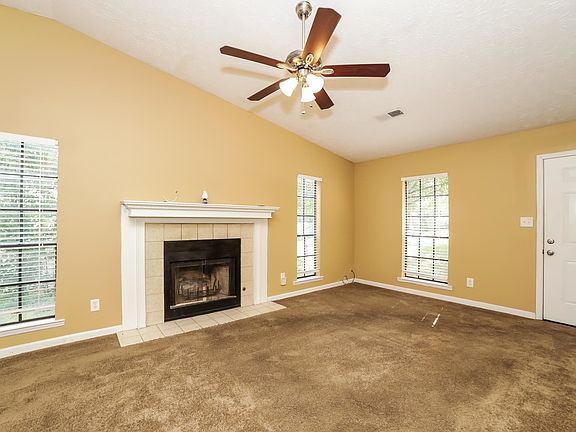 3rd image of 7592 Old South Ln