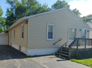 916 New Lenox Rd, Joliet, IL 60433