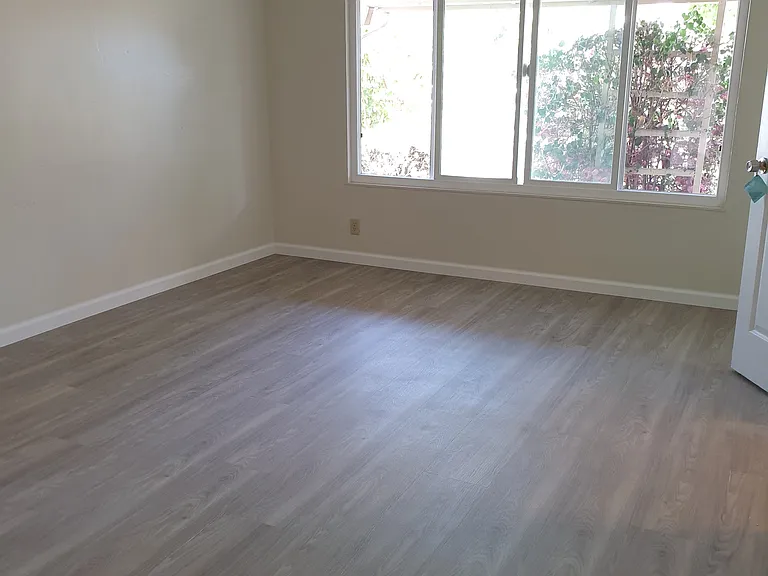 3547 Behler Dr — Photo 2